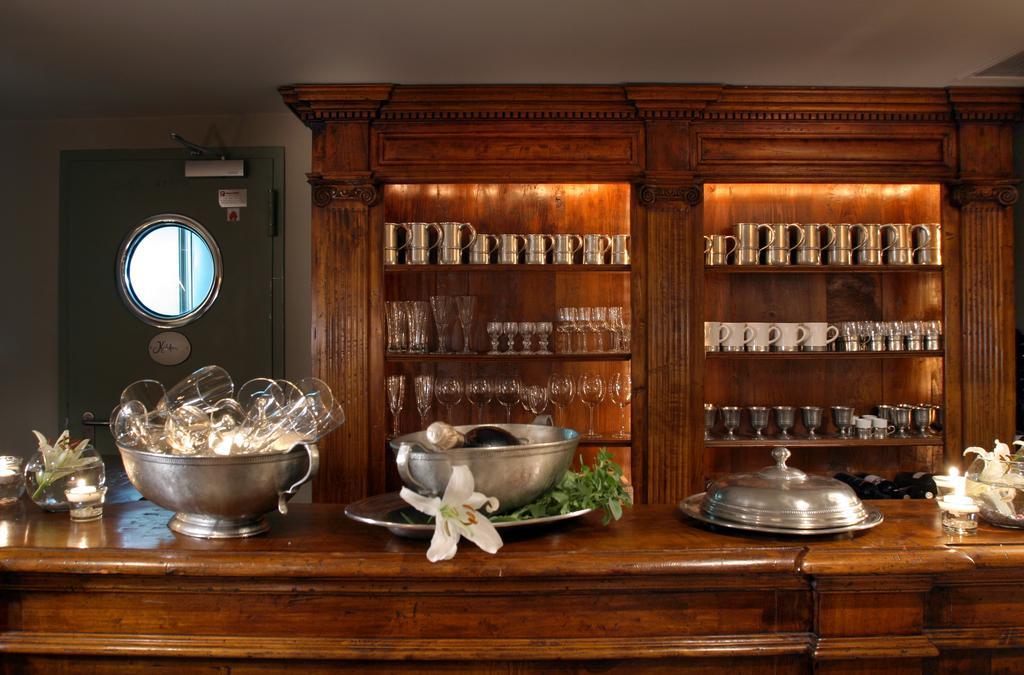 Le Convivial - Wine And Experience 5* Xylokastro