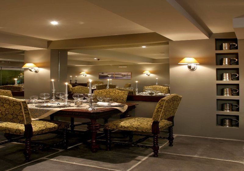 Le Convivial - Wine And Experience