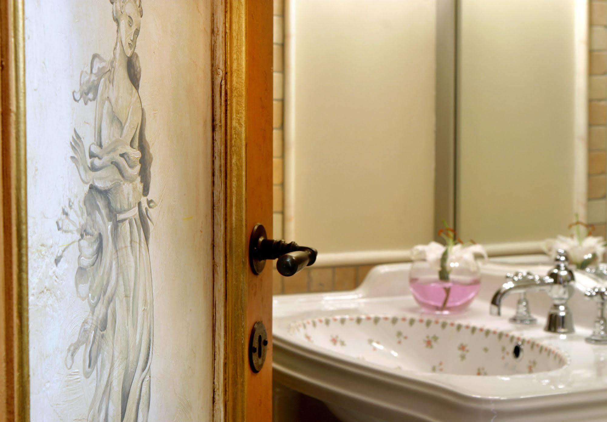 Hotel Le Convivial - Wine And Experience Xylokastro